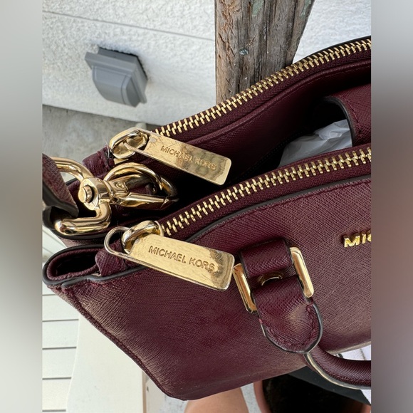 Michael Kors Sutton Crossbody satchel medium bag IUC - No Strap. - Picture 3 of 7